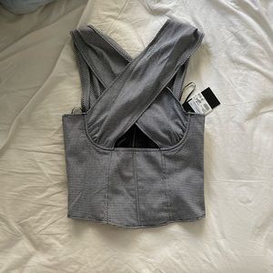 Lioness top size small